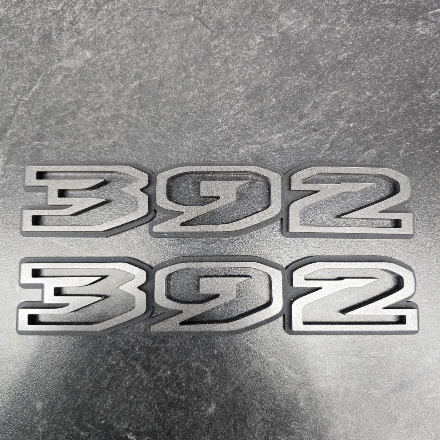 7" 392 Emblem (Pair) E3